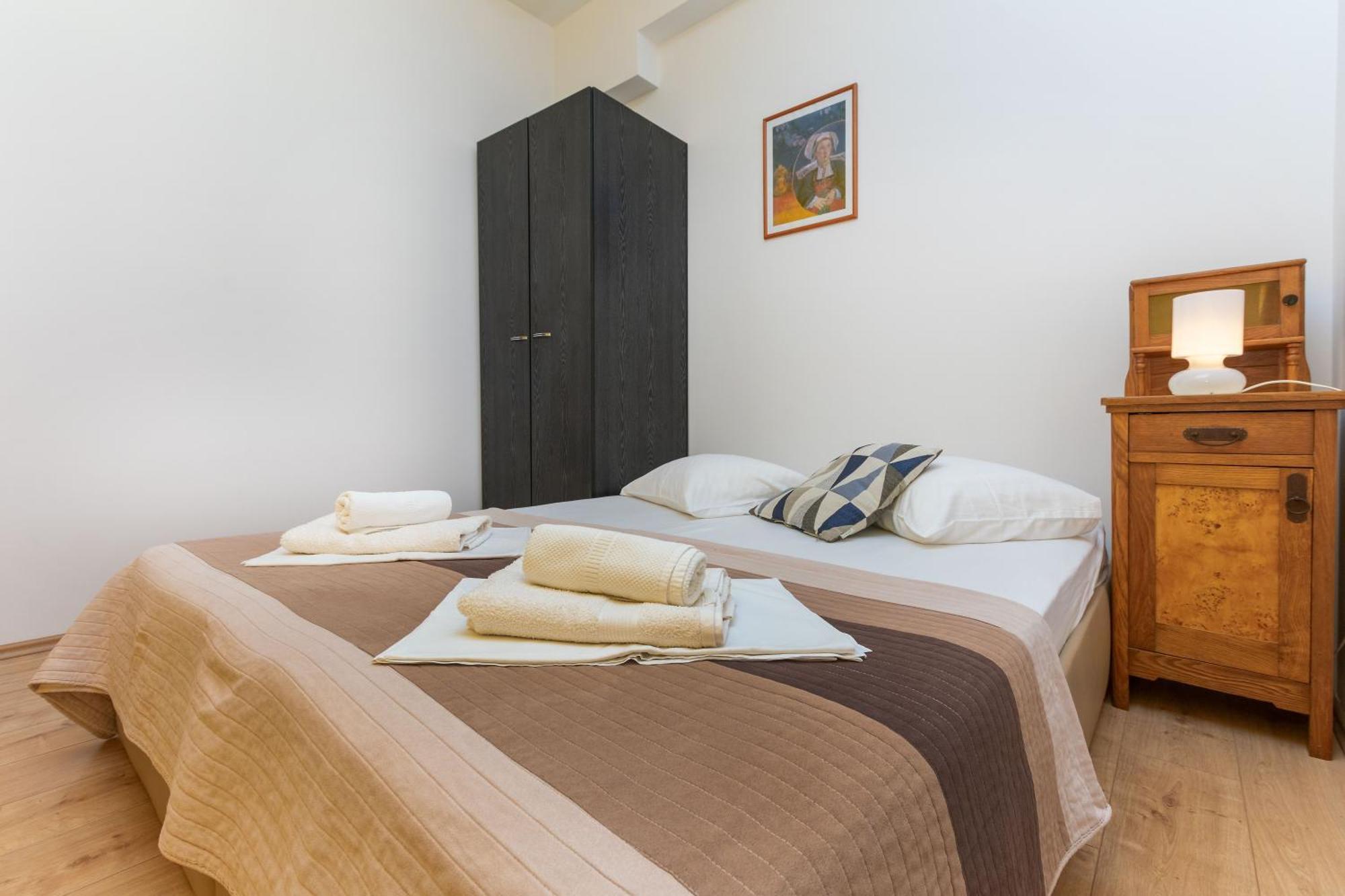 Apartment Neno *